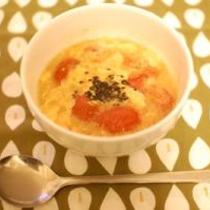(@・`ω´・)美容にグッ!トマトと卵のお味噌汁